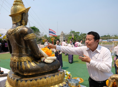 ร่วมขบวนแห่เครื่องสักการะและพิธีสรงน้ำพระพุทธมหาธรรมราชา ... พารามิเตอร์รูปภาพ 4
