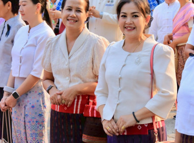 ร่วมขบวนแห่เครื่องสักการะและพิธีสรงน้ำพระพุทธมหาธรรมราชา ... พารามิเตอร์รูปภาพ 19