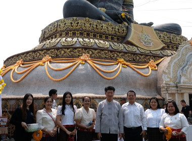 ร่วมขบวนแห่เครื่องสักการะและพิธีสรงน้ำพระพุทธมหาธรรมราชา ... พารามิเตอร์รูปภาพ 22