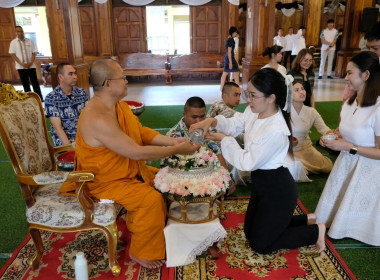 ร่วมพิธีสรงน้ำขอพรพระมหาเถระจังหวัดเพชรบูรณ์ ... พารามิเตอร์รูปภาพ 2
