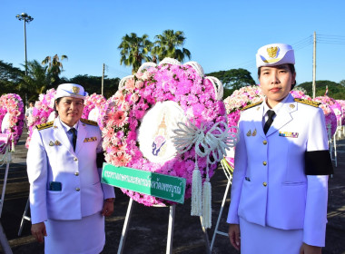 ร่วมพิธีวางพวงมาลาฯ พระบาทสมเด็จพระจุลจอมเกล้าเจ้าอยู่หัว พารามิเตอร์รูปภาพ 2