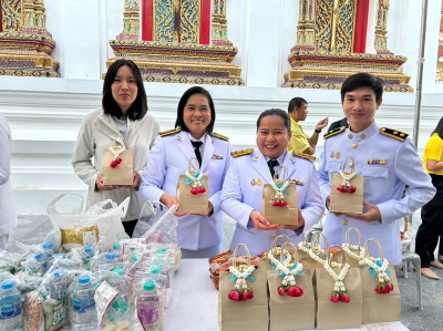 ร่วมพิธีทำบุญตักบาตร ถวายพระราชกุศลและพิธีถวายพระพรชัย ... พารามิเตอร์รูปภาพ 1