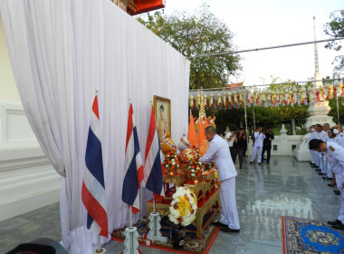 ร่วมพิธีทำบุญตักบาตร ถวายพระราชกุศลและพิธีถวายพระพรชัย ... พารามิเตอร์รูปภาพ 1