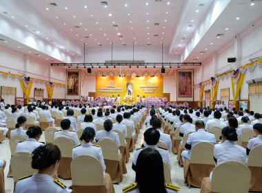 ร่วมพิธีวางพวงมาลาถวายราชสักการะพระบาทสมเด็จพระมงกุฎเกล้าเจ้าอยู่หัว ... พารามิเตอร์รูปภาพ 7