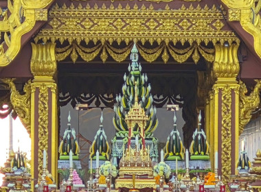 ร่วมพิธีบวงสรวงศาลเจ้าพ่อหลักเมือง ... พารามิเตอร์รูปภาพ 1